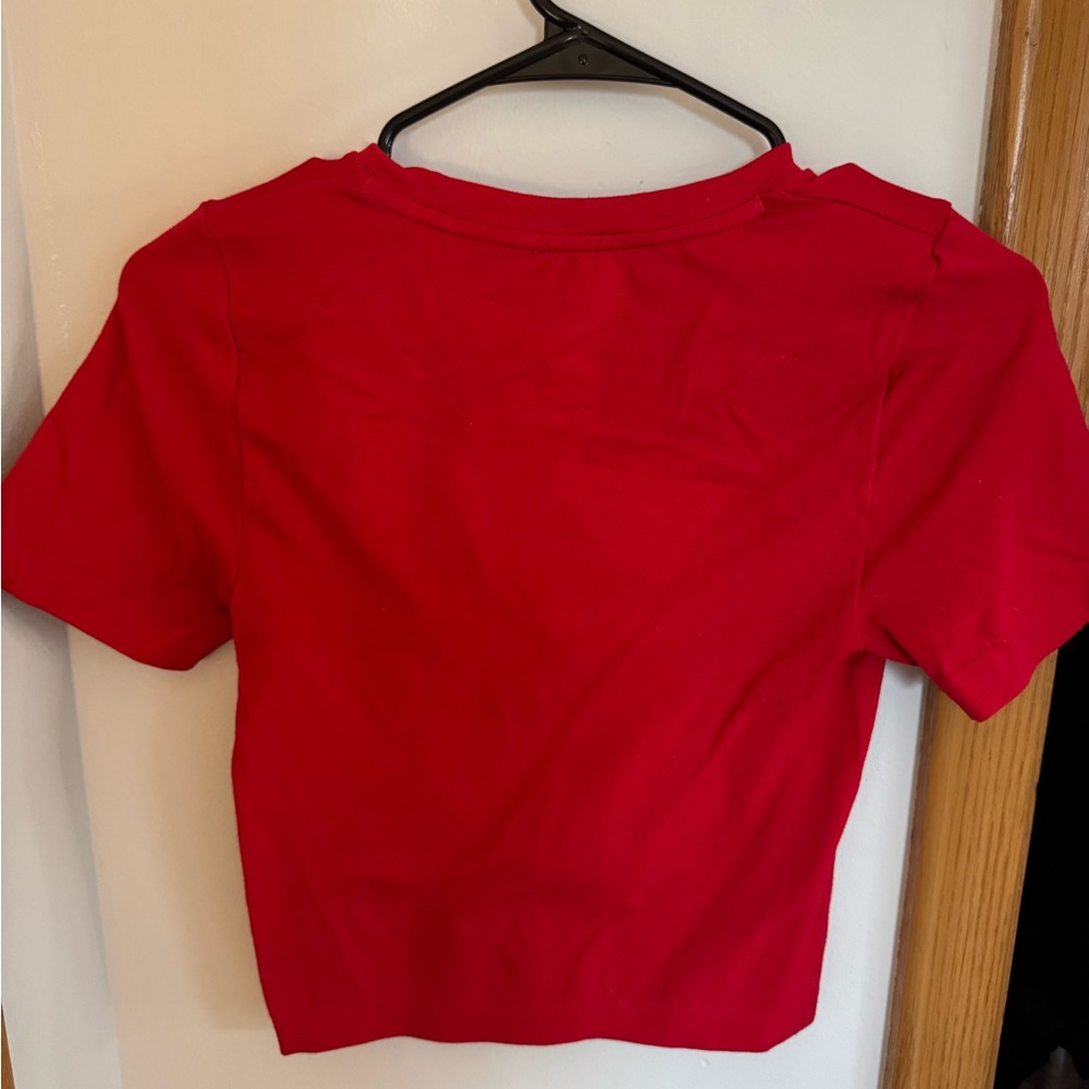 Red athletic cropped short sleeve.